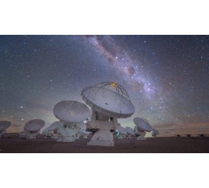 Астрономы выяснили, что породило следы «темной материи» в центре Галактики
